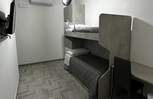 Acerra House | Alloggio Pulcinella Affittacamere
