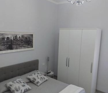 Civitavecchia Apartment | Alloggio Turistico Sea Port - Next to the Cruise Ship Free Shuttle Terminal