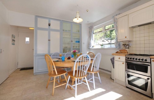 Kippford Cottage | Allonby Cottage - a cottage that sleeps 7 guests in 4 bedrooms