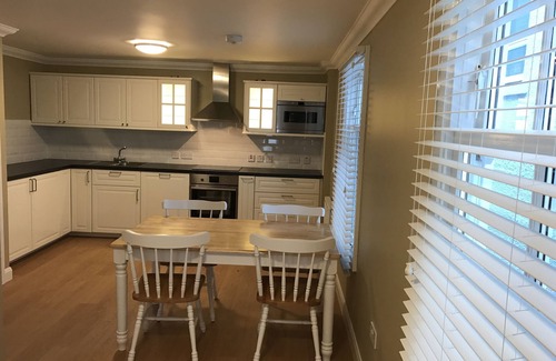 Onich Cottage | Allt Nan Ros Cottage - a holiday cottage that sleeps 4 guests in 2 bedrooms