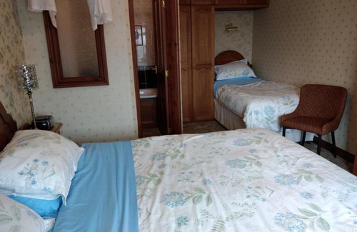 Pont-ar-gothi House | Alltyfyrddin Farm Guest House at The Merlin's Hill Centre