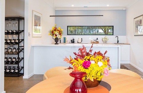 McLaren Flat Villa | Alluca Villa McLaren Vale vineyard escape