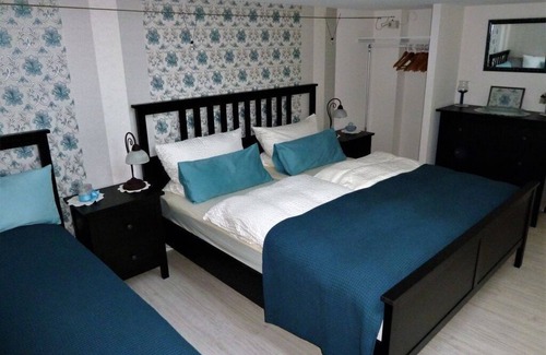 Gerbrunn Apartment | Alluring apartment in Gerbrunn