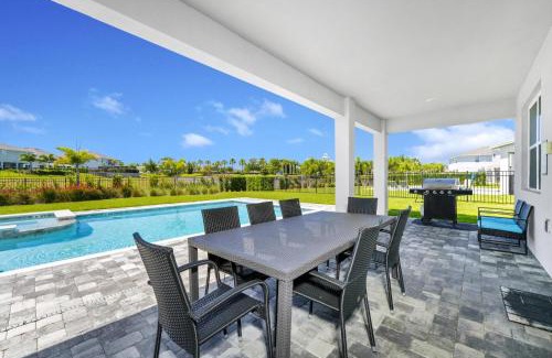 West Kissimmee House | Alluring Home Near Disney With Themed, Media And Game Room With Waterpark & Resort Access At Encore Resorts Reunion - 232Au