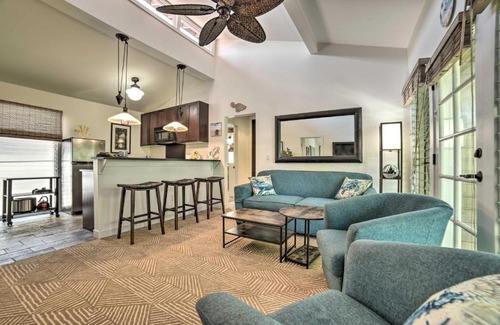Historic Lahaina Front Street Apartment | Alluring Lahaina Condo with Walkable Location!