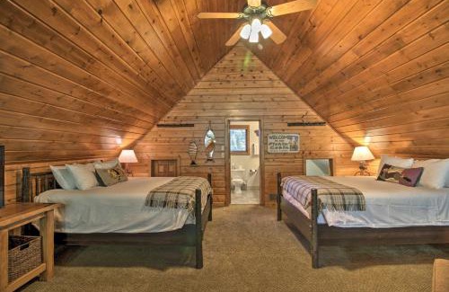 Nisswa House | Alluring Nisswa Cabin on Gull Lake with Fireplace!