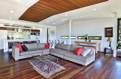 Bundewallah House | Alluvium - City Luxury in the Country