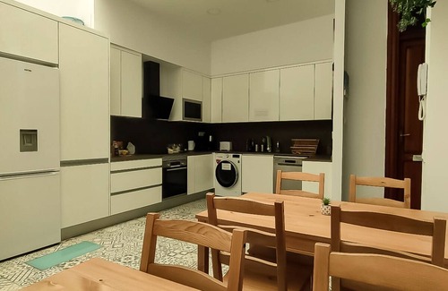 Las Palmas de Gran Canaria House | Alma Canaria Beautiful Home With Rooftop