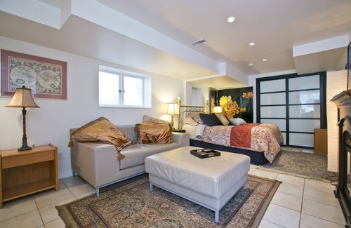 Kitsilano Apartment | Alma Beach Suites