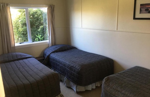 Waitaki District Hotel | Alma Motel