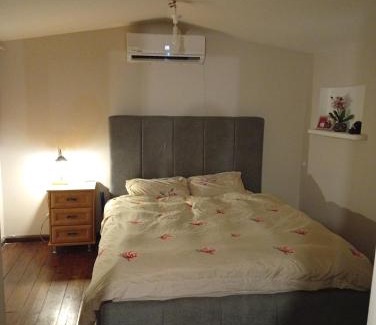 Or Akiva Apartment | Alma & Noa