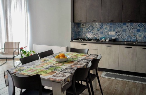Sant'Angelo di Brolo Apartment | ALMA TOURISM APARTMENT, with swimming pool 15 minutes from the sea