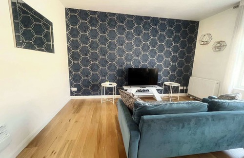 Clifton Apartment | Alma Vale Apartments 4 - Hopewell