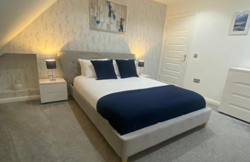 Falkirk House | Alma Villa