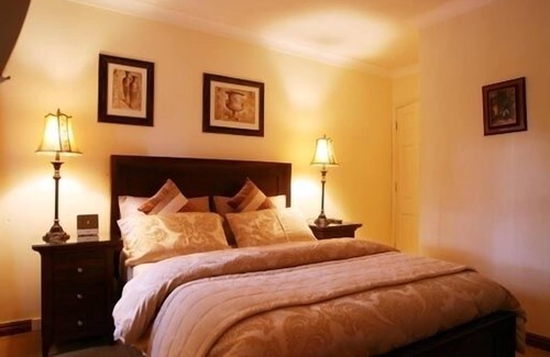 Merlin Park Bed & Breakfast | Almara House