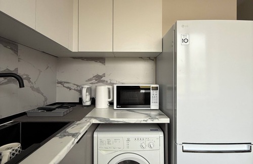 Almaty Apartment | Almaty’s Iconic Area with Scenic View.