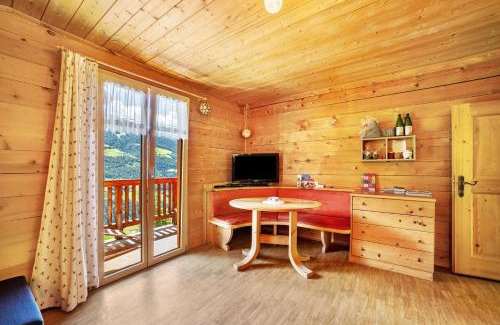 San Martino in Passiria Apartment | Almbergerhof Wohnung Hirzer