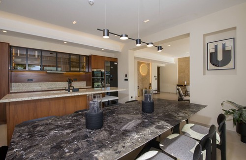 Plaka Villa | Almi-Cove Hill Top Villa II