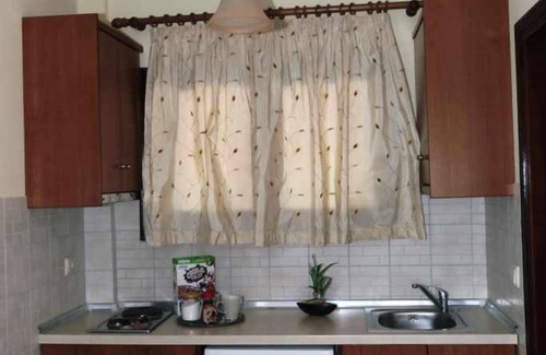 Plataria House | Almini Apartments