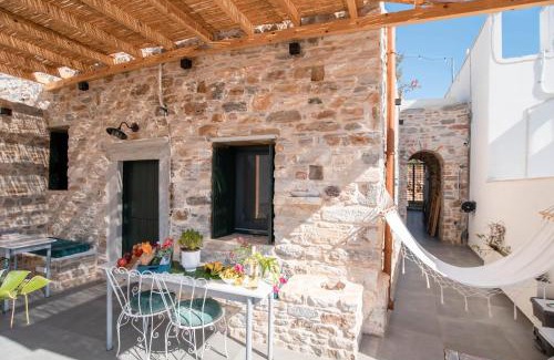 Filoti House | Almond Blossom Cottage 1