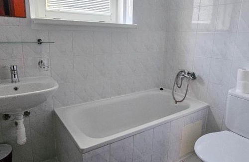 Retenice House | Almond