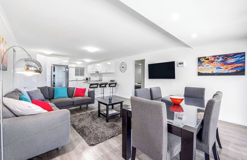 Lake Wangary Apartment | Almonta Apartments on the Waterfront (B)