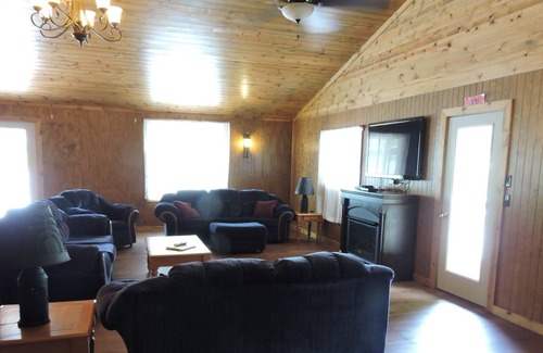 Malaga Cabin | Almost Heaven Lodge at Sparkman Lake