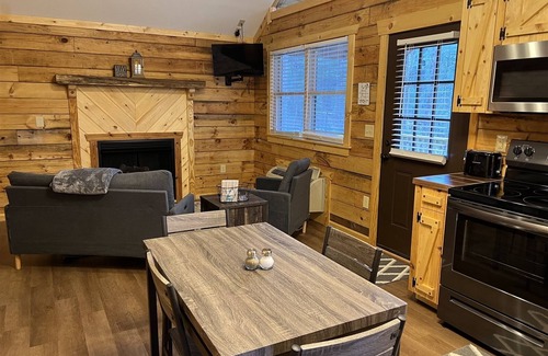 Stanardsville Cabin | Almost Heaven Mountain Cabin