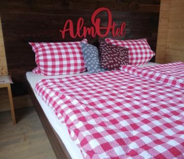 Schondra Apartment | AlmOtel - Auf der HerziAlm