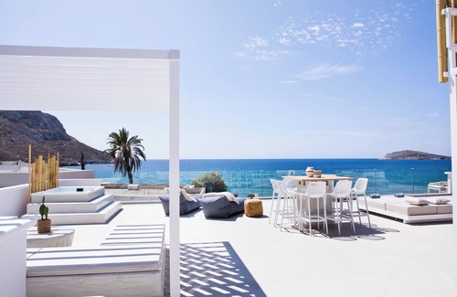 Panormos Apartment | Almyra Luxury Grande Suite Two Bedroomsnwith Jacuzzi, Roof Top & Fire Place