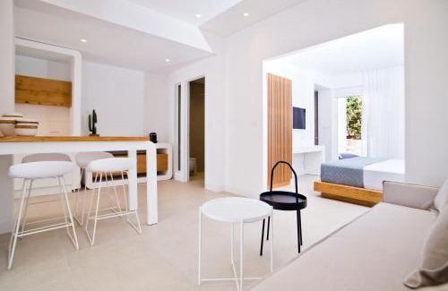 Panormos Apartment | Almyra Seaside Luxury Suites