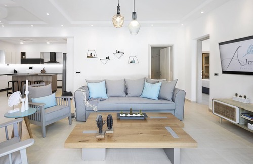 Messaria Villa | Almyriki Beach Villa, Monolithos, Santorini