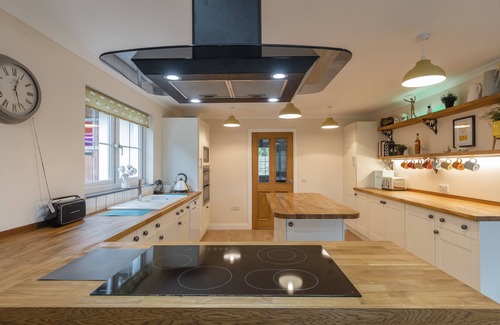 Chesters House | ALNWOOD Stunning detached house set in private woodland