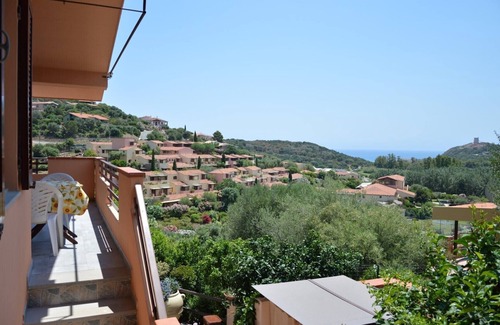 Chia Villa | Aloe Apartment. .