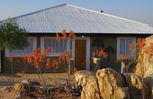Aus House | Aloe Rock House