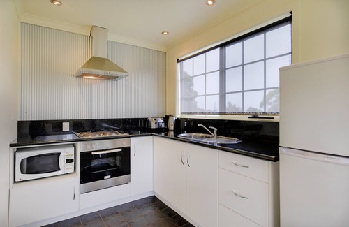 Strahan Apartment | Aloft Boutique Accommodation