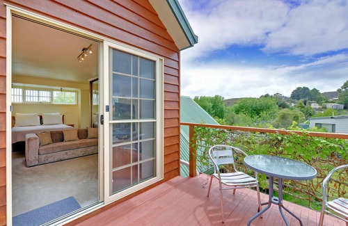Strahan Apartment | Aloft Boutique Accommodation