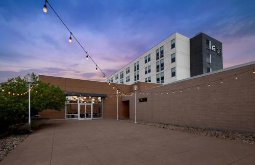 Broomfield Hotel | Aloft Broomfield Denver