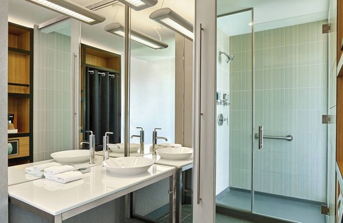 Broomfield Hotel | Aloft Broomfield Denver