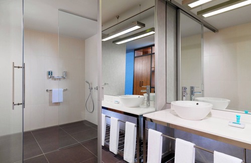 Nilufer Hotel | Aloft Bursa Hotel