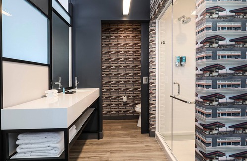 Reno Hotel | Aloft by Marriott Reno-Tahoe International Airport
