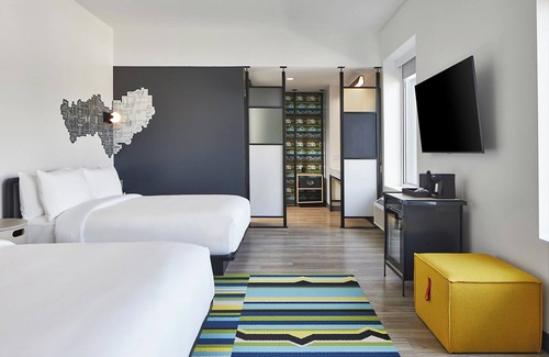 Twin Brook Hotel | Aloft Chattanooga Hamilton Place