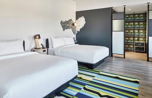 Twin Brook Hotel | Aloft Chattanooga Hamilton Place