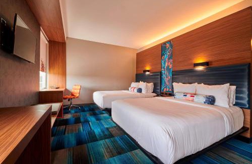 North Olmsted Hotel | Aloft Cleveland Airport