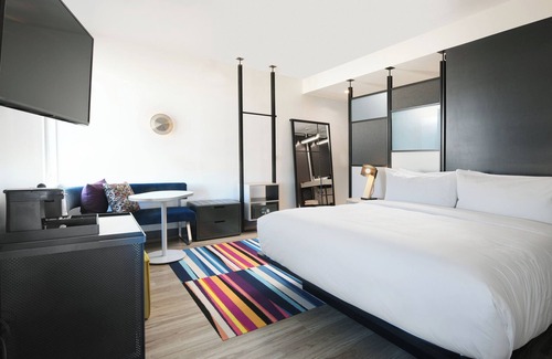 Euless Hotel | Aloft Dallas Euless