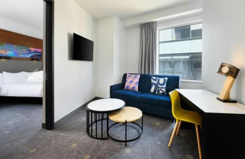 Greenville Downtown Hotel | Aloft Greenville Downtown