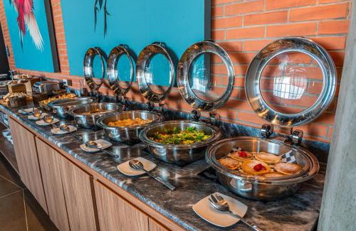 Los Gavilanes Hotel | Aloft Guadalajara Sur