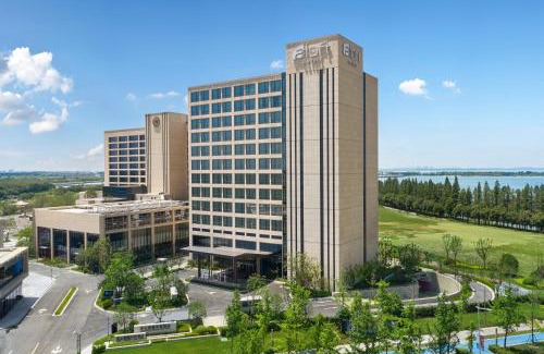 Kunshan Hotel | Aloft Kunshan Dianshan Lake