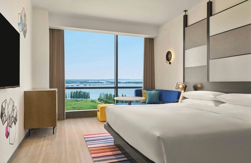 Kunshan Hotel | Aloft Kunshan Dianshan Lake
