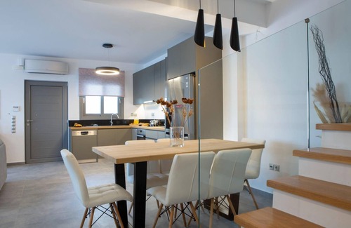 Apolpaina House | Aloft Luxury Villas Lefkada - Heated Pool